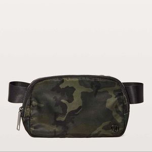 Lulu lemon everywhere belt bag